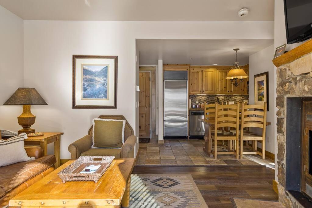 Blue Collar Boutique: Affordable Adventure Aparthotel Telluride Exterior foto