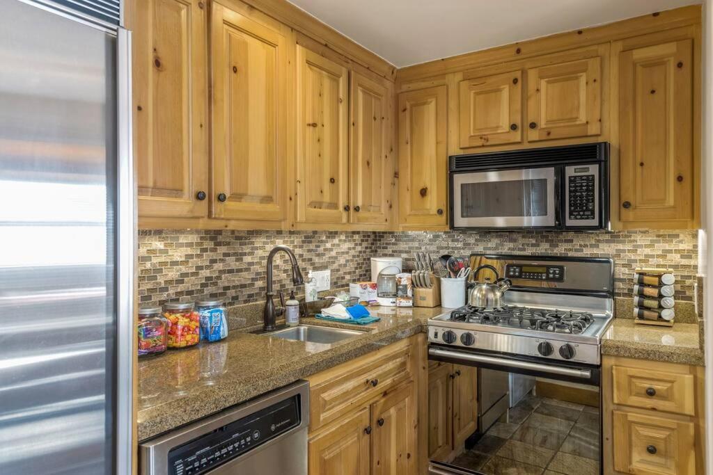 Blue Collar Boutique: Affordable Adventure Aparthotel Telluride Exterior foto